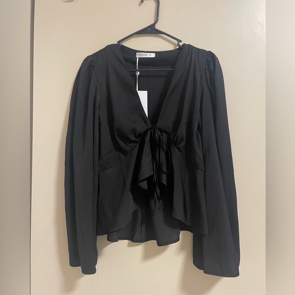 Black shirt from DeeZee